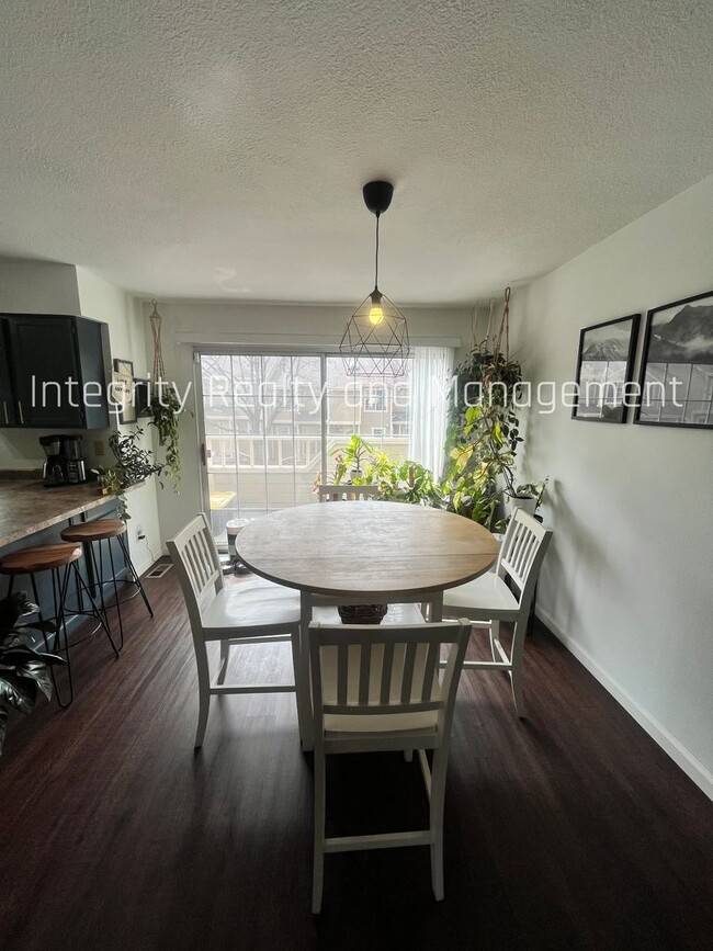 Photo - 1818 S Quebec Way