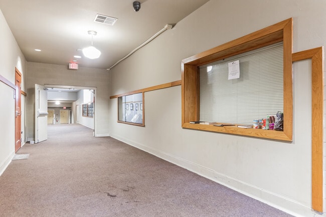 Oconomowoc School Apartments