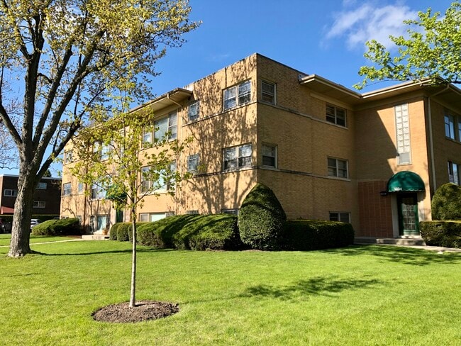 Photo - 1334 Woodview Ln Apartments Unit 2E