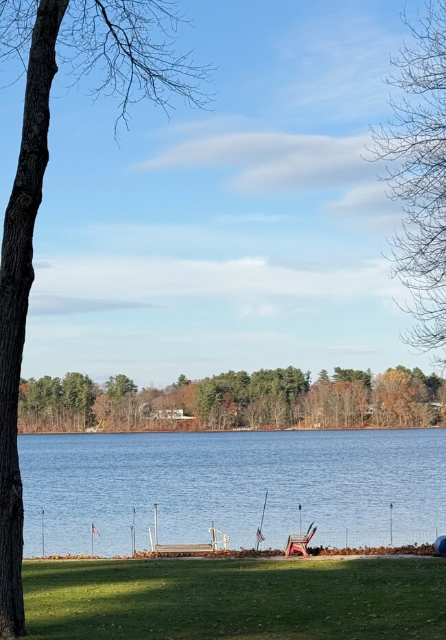 Building Photo - 41 Lakeview Pl Unit 41 lakeview place