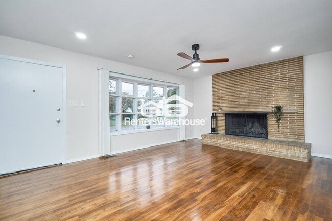 Photo - 2204 Helsley Ave