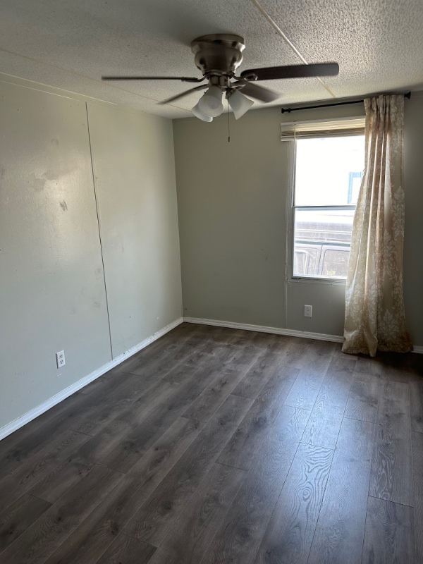 Photo - 12227 FM1957