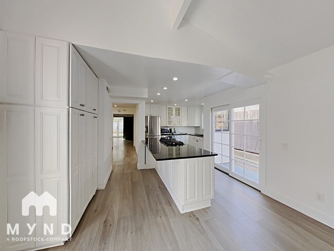 Photo - 13942 Mango Dr