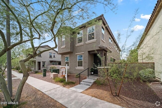 Building Photo - 20872 W Thomas Rd Rental