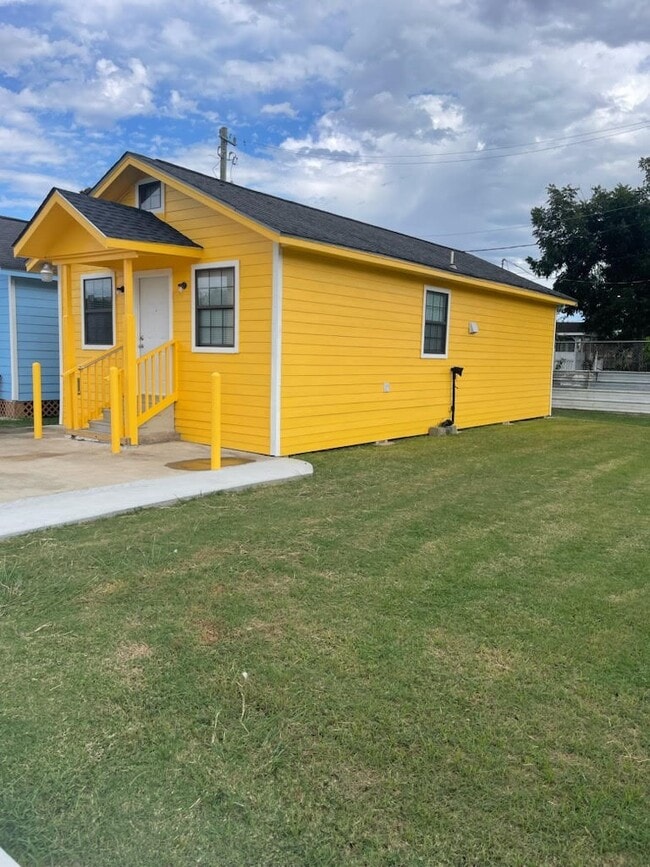 Photo - 11357 Gil Rodriguez Lp W