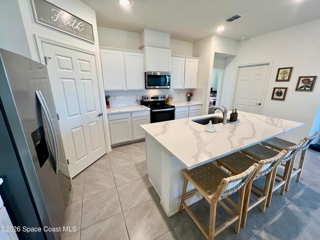 Photo - 1525 Criswell Ln SE