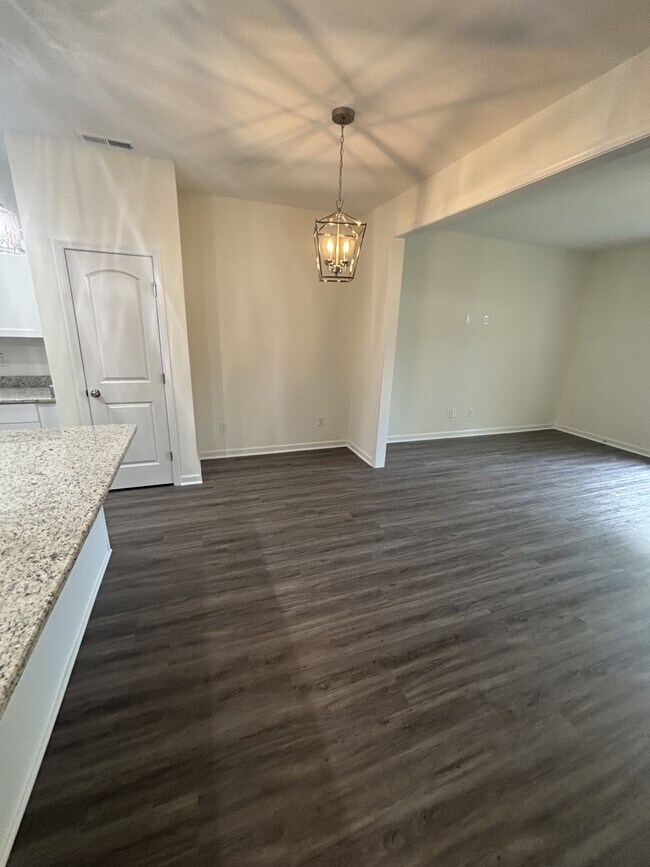 Photo - 606 S Blackmon St