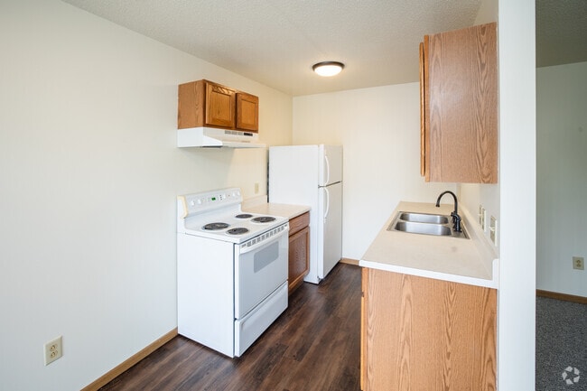 1BR, 1BA - 580SF - A - Kitchen