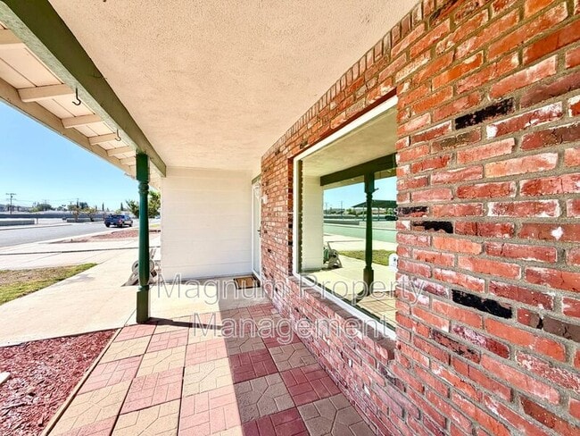 Photo - 27961 Winged Foot Dr