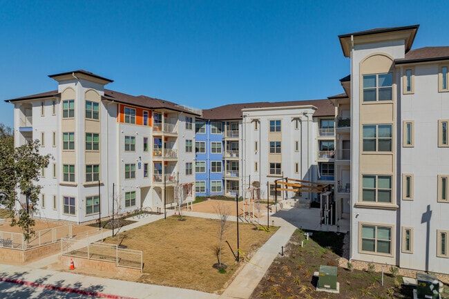 Photo - Snowden Living