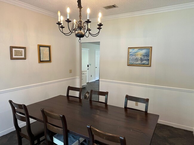 Photo - 1670 Parkside Cir