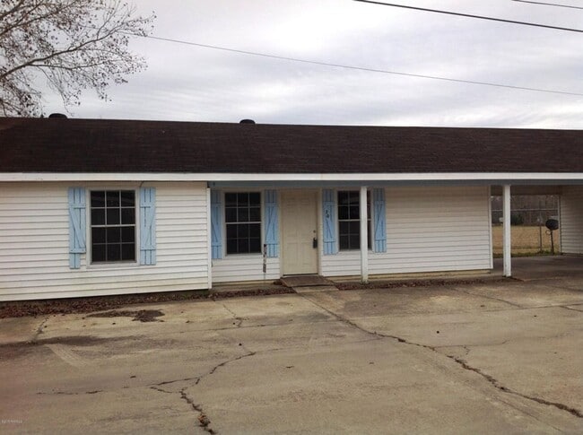 Building Photo - 706 Picard Rd