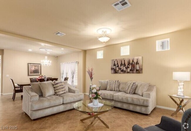 Building Photo - 9862 S Russian Hill St Rental
