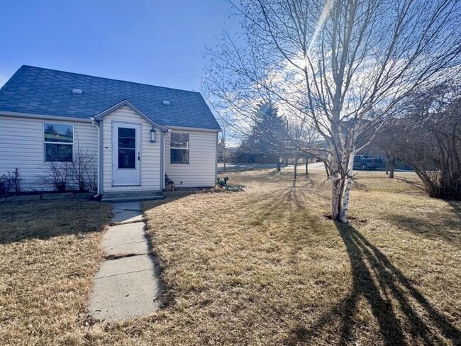 Photo - 1105 Logan St