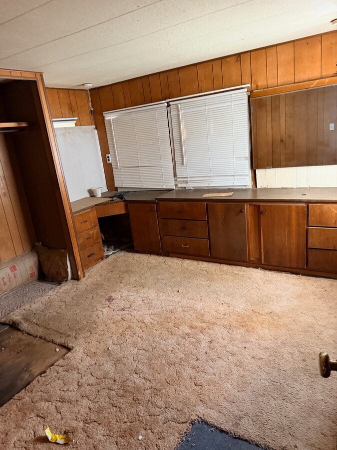 Photo - 301 Crist St