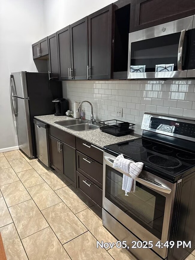 Photo - 3302 California Ave Unidad A