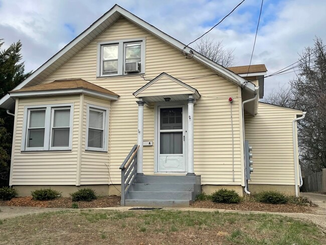 Photo - 307 Crest Ave Unidad A