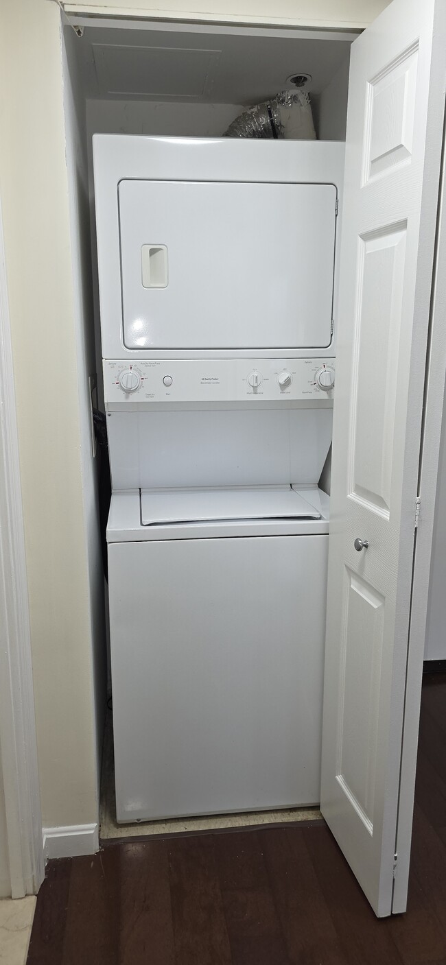 Photo - 10101 Grosvenor Pl Unidad 10101 #520