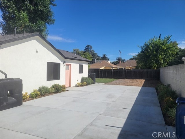 Photo - 14138 Archwood St