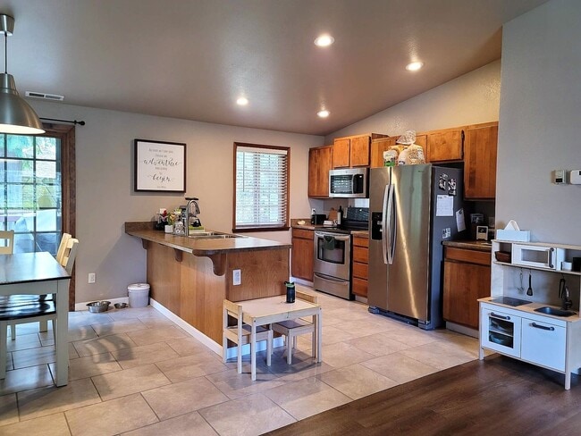 Photo - 3 bedroom home in great Keyport location!