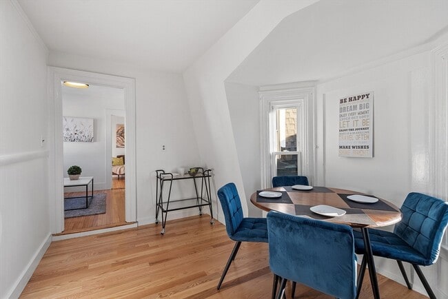 Photo - 52 Bonair St Unit 3