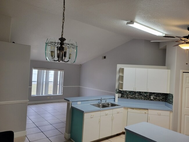 Photo - 843 Park Valley Cir