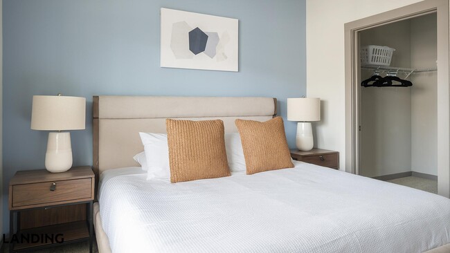 Photo - 1801 Meridian St Unidad 129