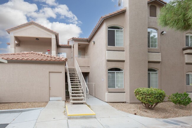 HENDERSON 2 BEDROOM, 2 BATH CONDO IN GATED... - HENDERSON 2 BEDROOM, 2 BATH CONDO IN GATED...