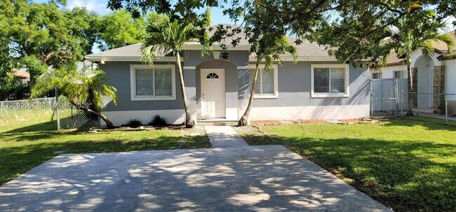 Photo - 10250 SW 173rd Terrace