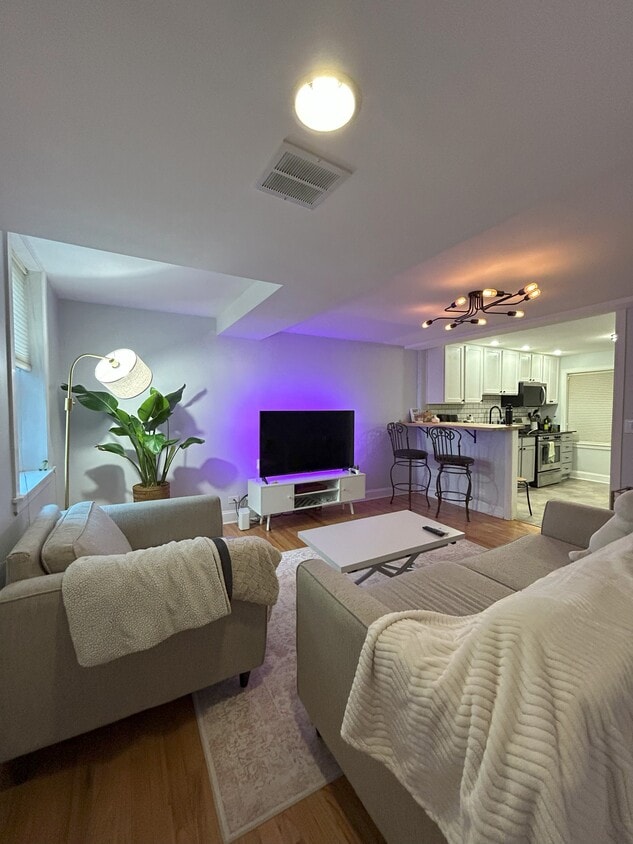 Photo - 4121 North Sheridan Road (Chicago, IL)