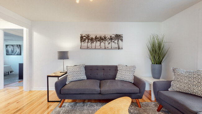 Photo - 1022 Granada Ave Apartments Unit B