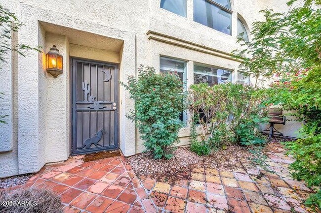 Photo - 8841 S 51st St