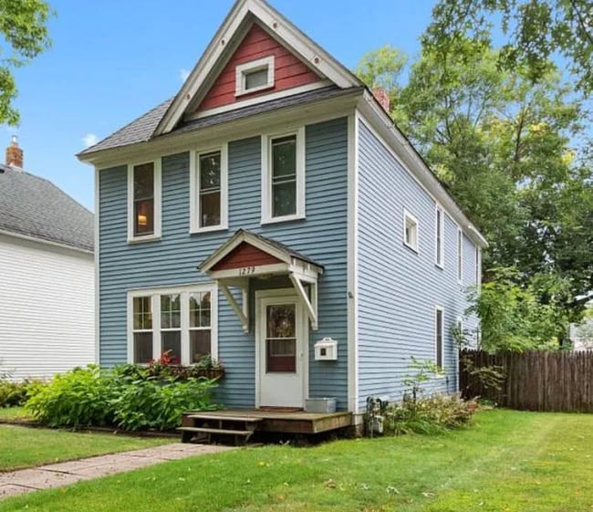 Photo - STUNNING Saint Paul Single Family Home - High End Upgrades Throughout