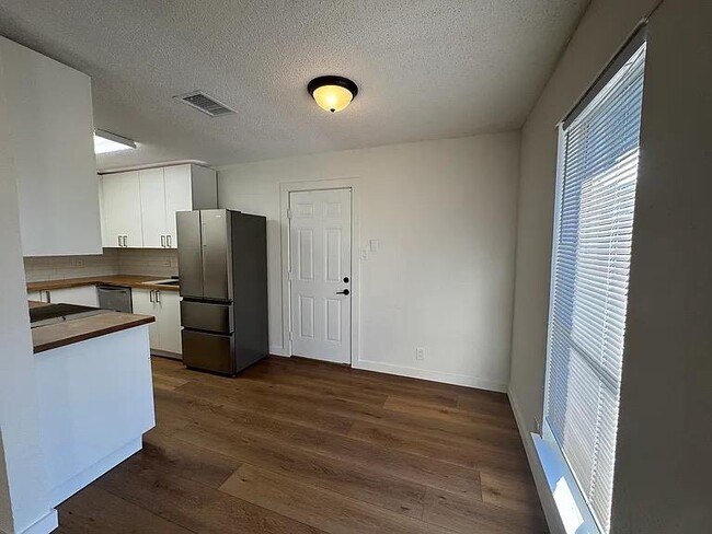 Photo - 903 Fieldwood Dr