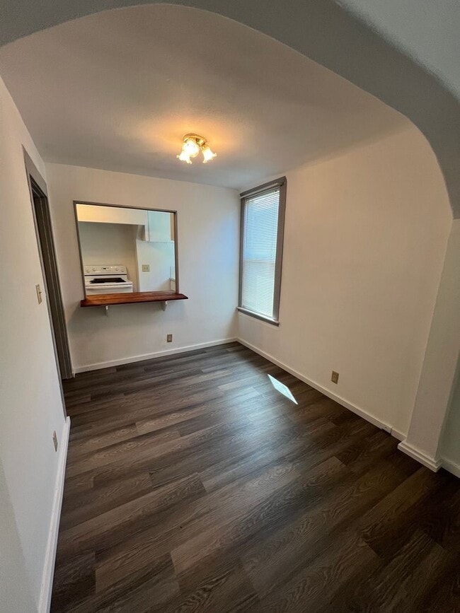 Photo - 1919 Duplex Unit 1917