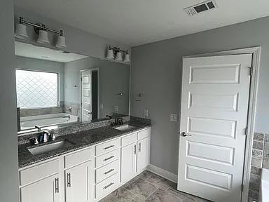 Photo - 3183 Live Oak St