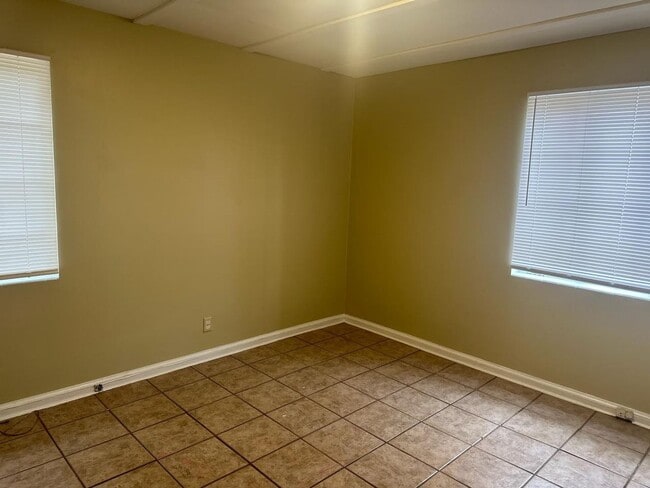 Photo - 513 Lucille St Unidad A