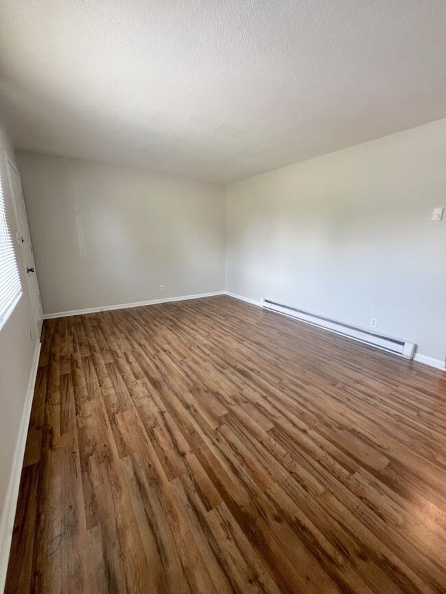 Photo - 109 Tandy Dr Unit B