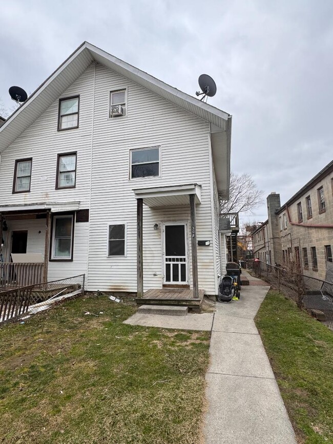 Building Photo - 308 Hummel St Rental