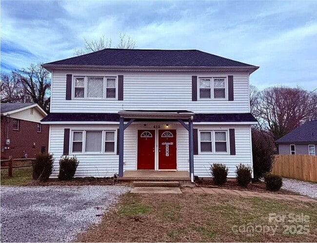 Photo - 612 Popal St Unit 612A Poplar st