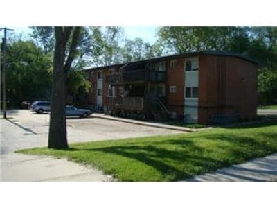 Photo - 500 E 135th St