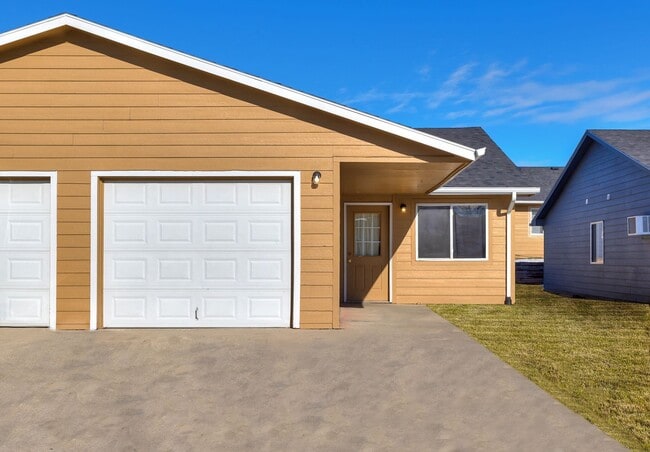 Photo - Lincoln Ridge by Kading