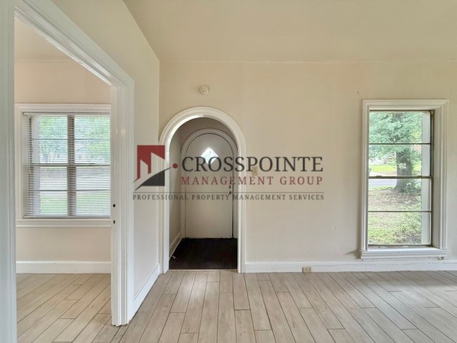 Photo - Beautiful 4 bedroom 2 bath home in the heart of Tyler!