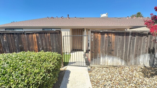 Single story beauty! 2 bedroom, 1.5 bath ... - Single story beauty!  2 bedroom, 1.5 bath ... Casa