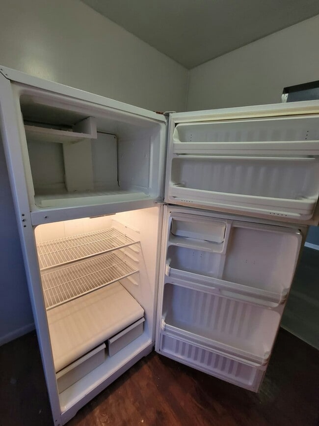 Photo - 1500 Luxor Rd Unit 205