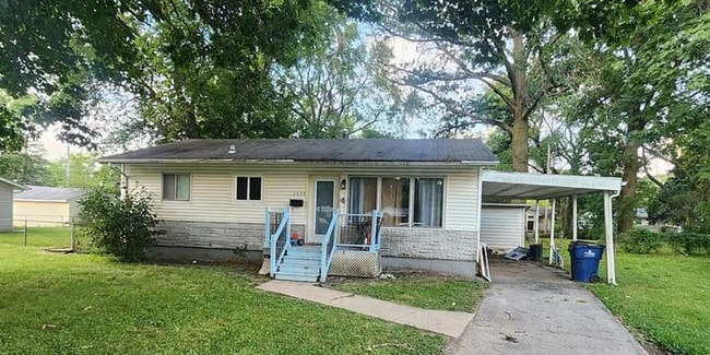 Building Photo - 1655 Fenmore Dr Rental