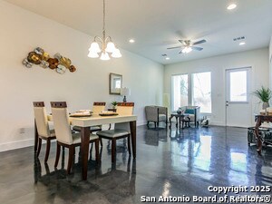 Photo - 1430 Hays St