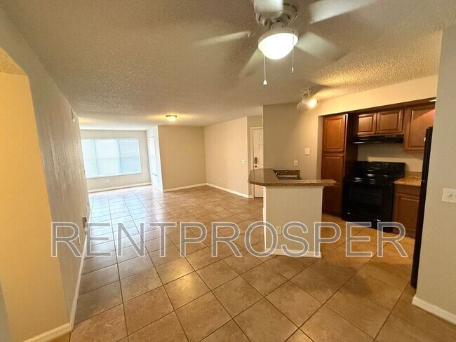 Photo - 4532 Commander Dr Unidad #2118