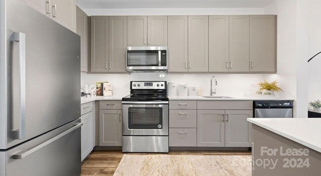 Building Photo - 145 New Bern St Unit A5th Rental