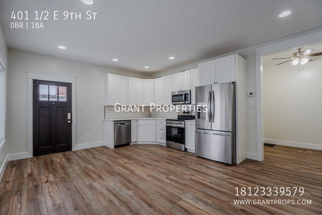 401 1/2 E 9th St-